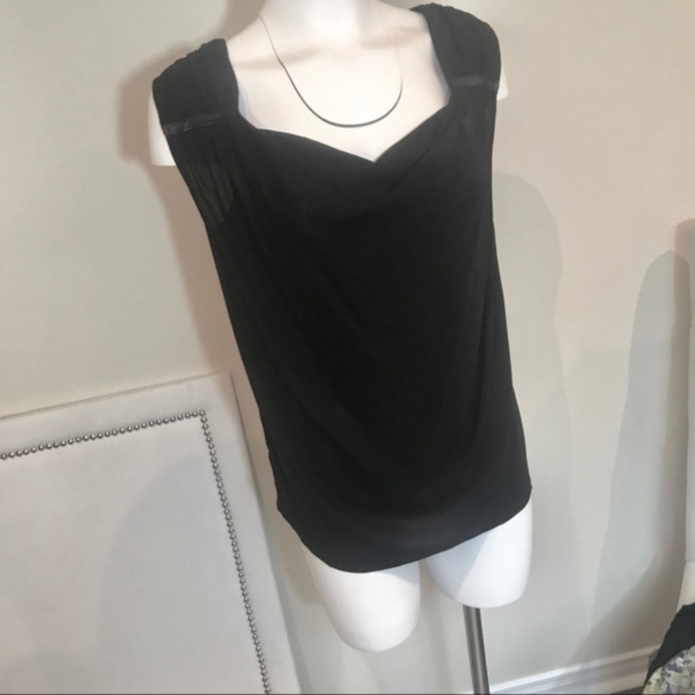 House of Harlow 1960 Black sleeveless blouse